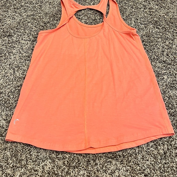 Coral open back Zyia tank top, size small - Picture 2 of 3